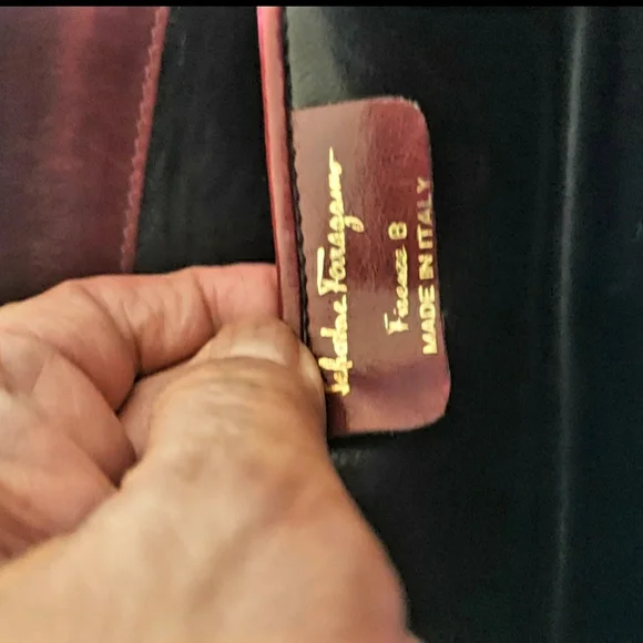 Salvatorre Ferragamo Maroon Bag - Picture 6 of 10